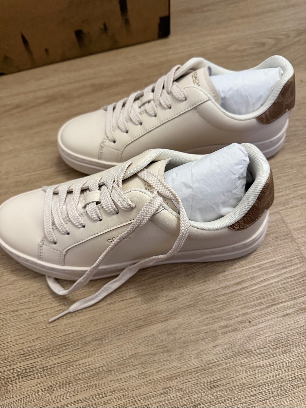 Coach Cream Leather Low-Top Sneakers with Brown Monogram Heel - Picture 7 of 9